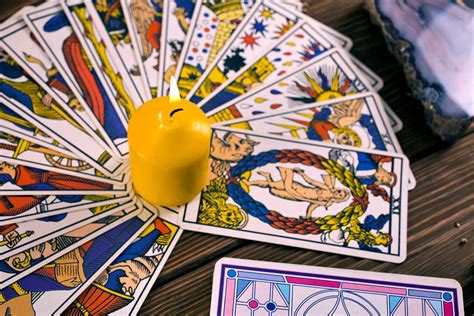 ᐈ Tirada de 3 Cartas con el Tarot de Marsella 